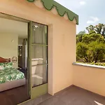 The Greenhouse Luxury On * קומו
