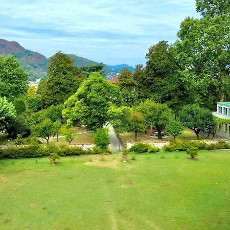 The Greenhouse Luxury On *